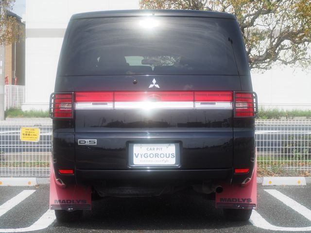 Mitsubishi DELICA D5 2009-09 1195-11