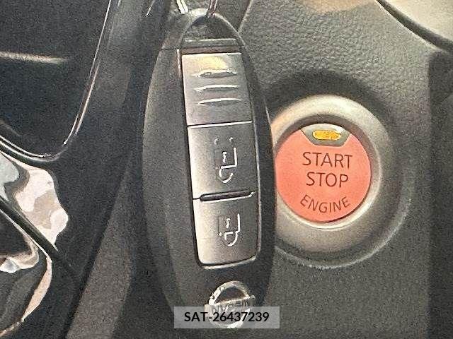 Nissan JUKE 2011-10 374320-5