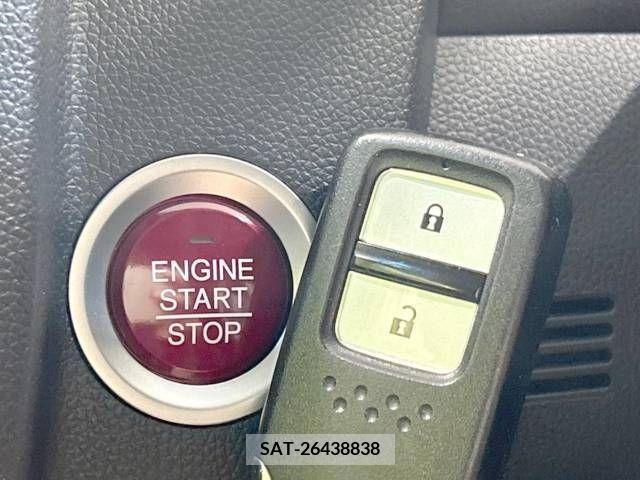 Honda FIT 2016-10 303811-7