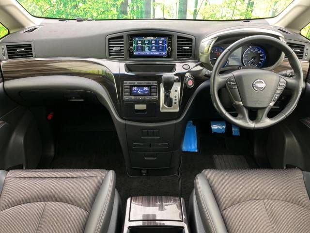 Nissan ELGRAND 2019-11 14661-1