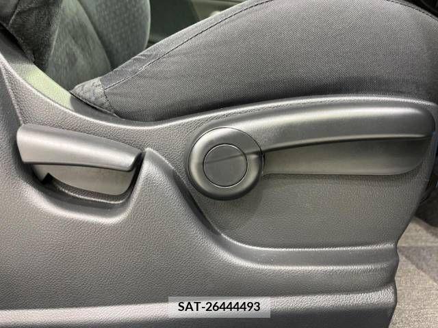 Nissan NOTE 2011-10 327046-6