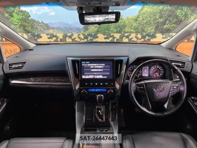 Toyota VELLFIRE 2019-01 333047-1