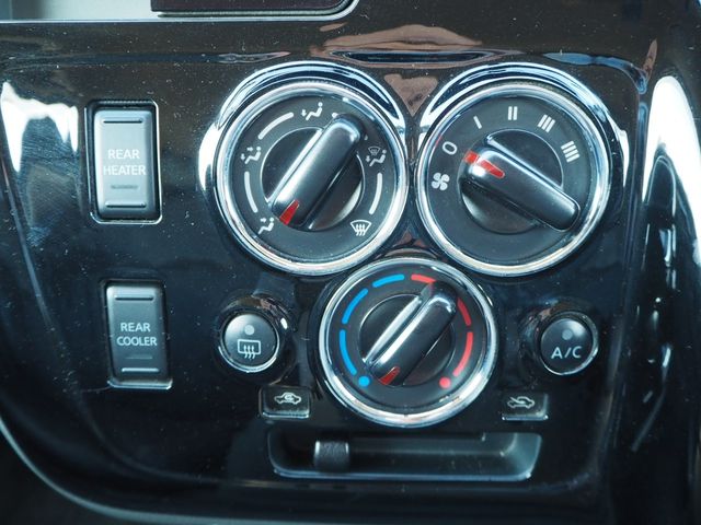 Nissan NV350 Caravan 2015-03 29221-15