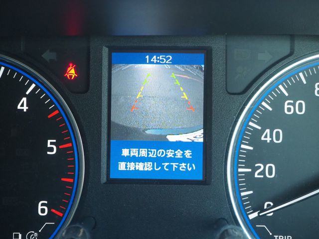 Nissan NV350 Caravan 2015-03 29221-23
