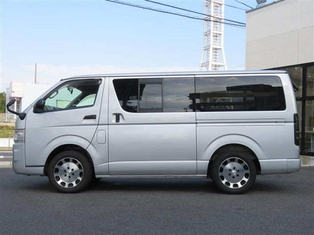 Toyota REGIUSACE VAN 2009-02 181972-4