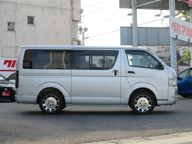 Toyota REGIUSACE VAN 2009-02 181972-3