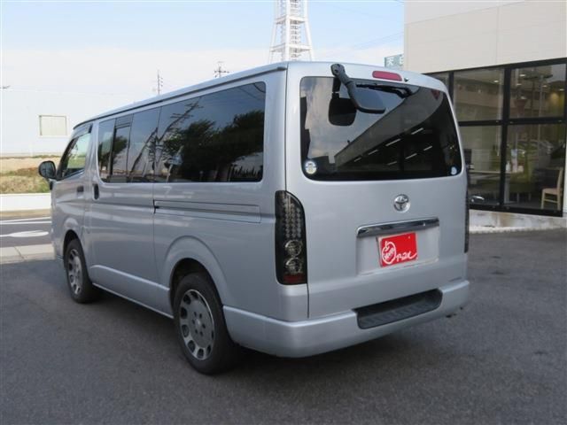 Toyota REGIUSACE VAN 2009-02 181972-6