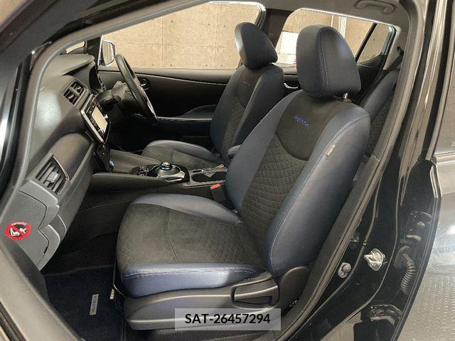 Nissan LEAF 2019-08 395442-9