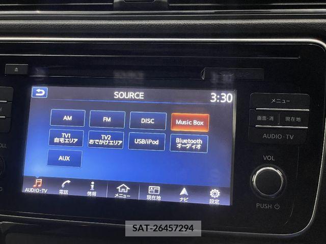 Nissan LEAF 2019-08 395442-13