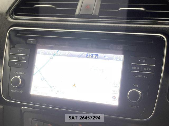 Nissan LEAF 2019-08 395442-12