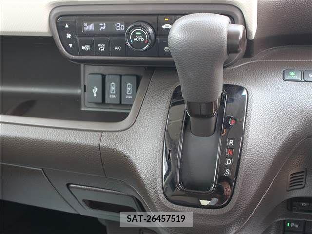 Honda N BOX 2021-08 307362-27