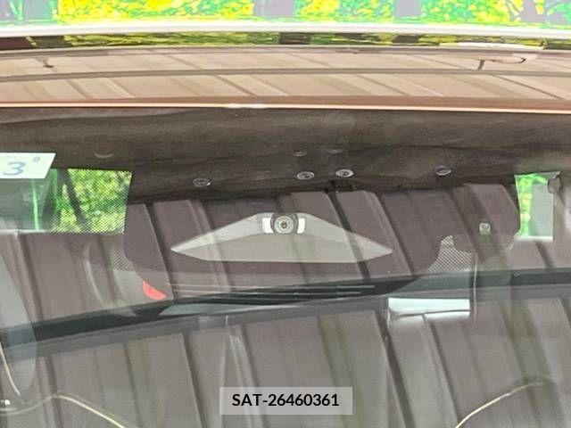 Toyota CROWN 2023-03 358170-4