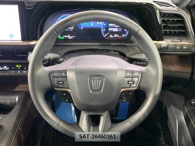 Toyota CROWN 2023-03 358170-11