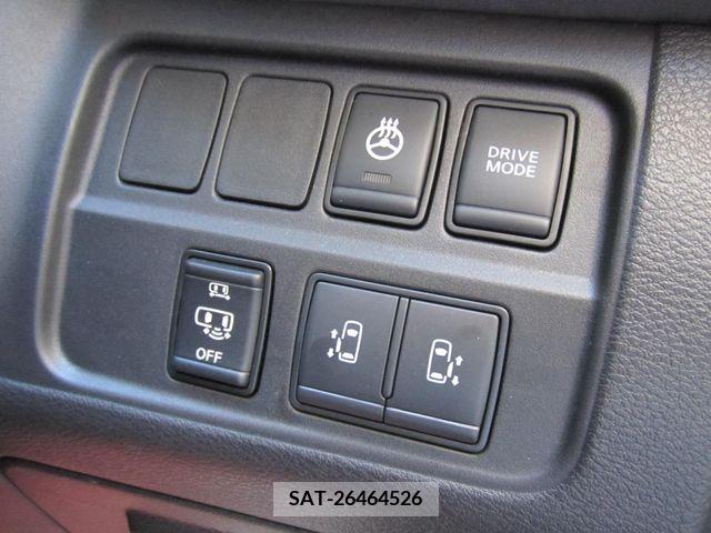 Nissan SERENA 2020-11 367711-17