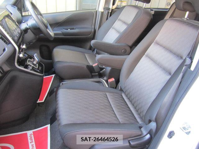 Nissan SERENA 2020-11 367711-8