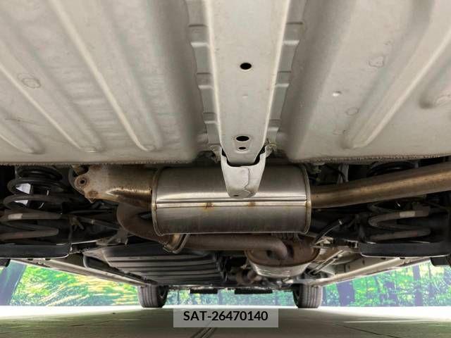 Toyota NOAH 2016-11 321494-19