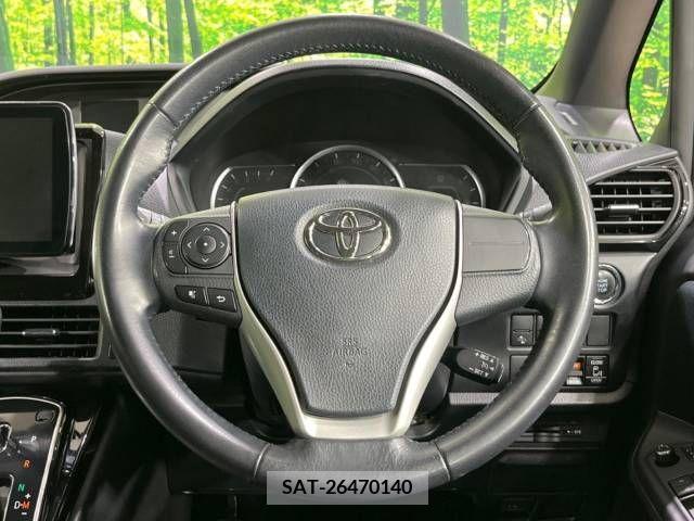 Toyota NOAH 2016-11 321494-11