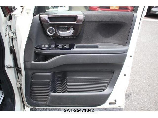 Honda N BOX CUSTOM 2018-01 364950-13