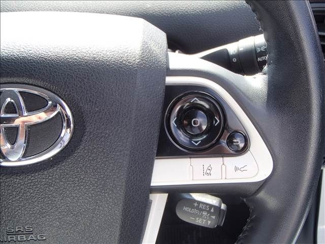 Toyota PRIUS 2017-06 12919-21