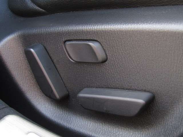 Mazda ATENZA 2015-09 20041-12