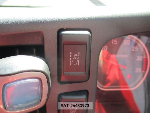 Isuzu FORWARD 2017-12 226357-15