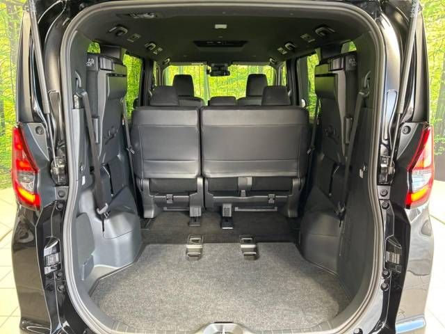 Toyota NOAH 2023-06 196454-11