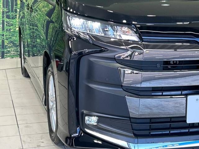 Toyota NOAH 2023-06 196454-13