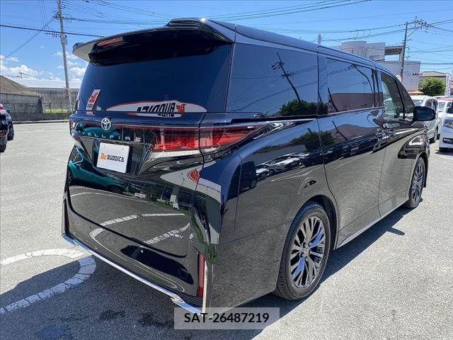 Toyota VELLFIRE 2023-10 345341-12