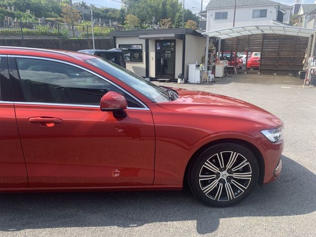 Volvo V60 2020-12 22928-8