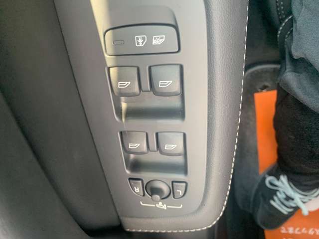 Volvo V60 2020-12 22928-27