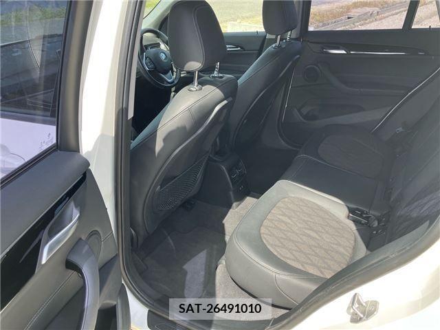 Bmw X1 2019-06 228350-6