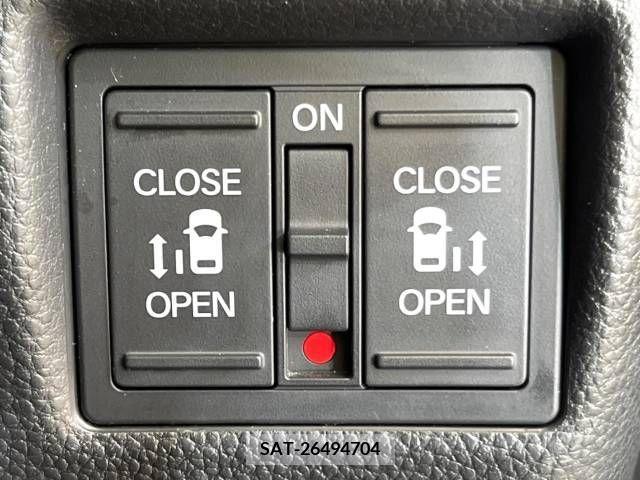 Honda N BOX CUSTOM 2018-08 279082-5