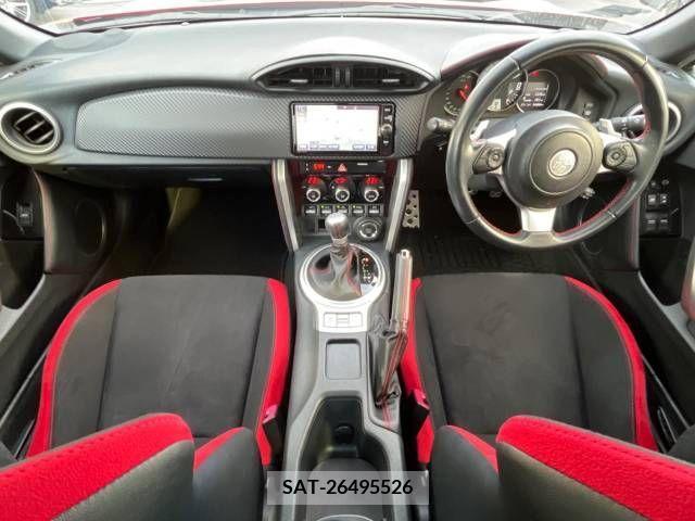 Toyota 86 2017-02 267967-1