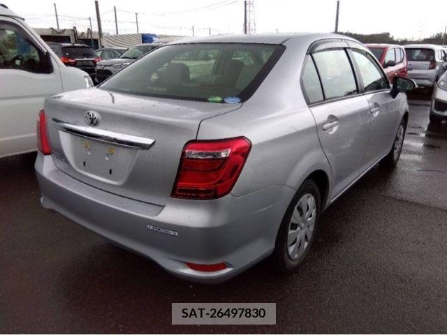 Toyota COROLLA AXIO 2017-03 248907-1