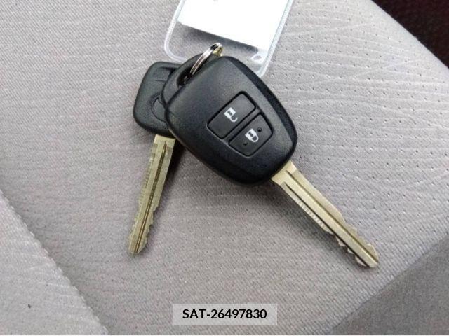Toyota COROLLA AXIO 2017-03 248907-9