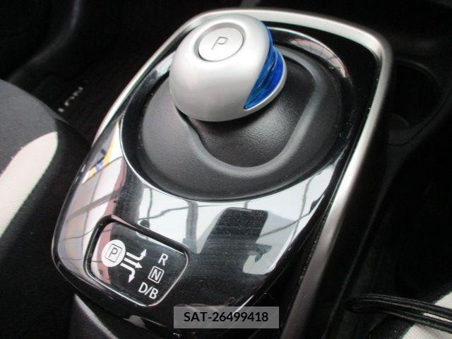 Nissan NOTE 2018-01 305418-19