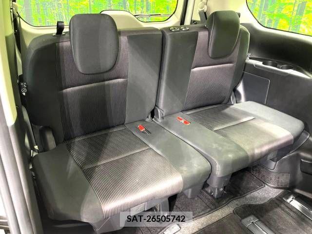 Nissan SERENA 2019-06 393876-10