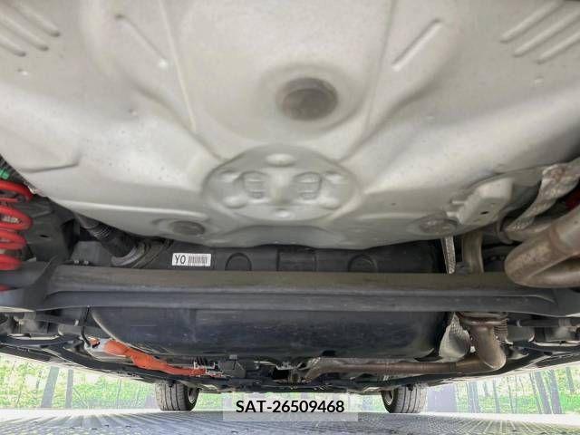 Toyota AQUA 2014-10 343749-19