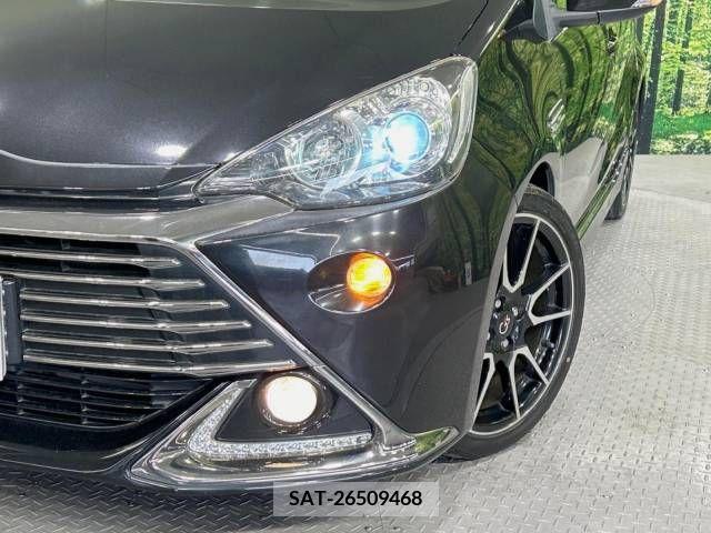 Toyota AQUA 2014-10 343749-12