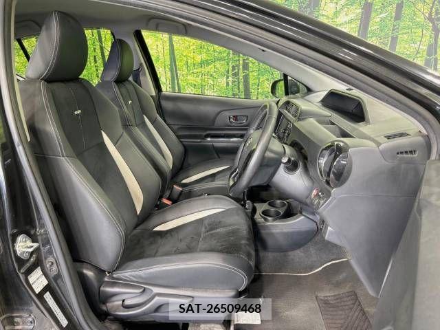Toyota AQUA 2014-10 343749-8