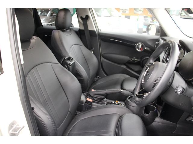 Bmw MINI 2021-02 21035-16