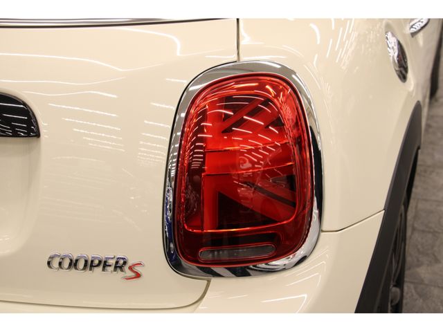 Bmw MINI 2021-02 21035-23
