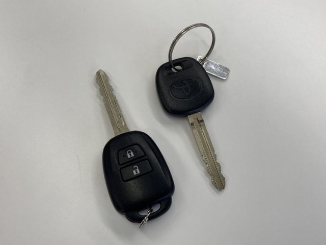 Toyota AQUA 2017-10 2930-29