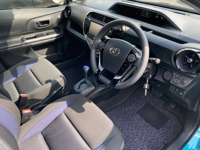 Toyota AQUA 2017-10 2930-4