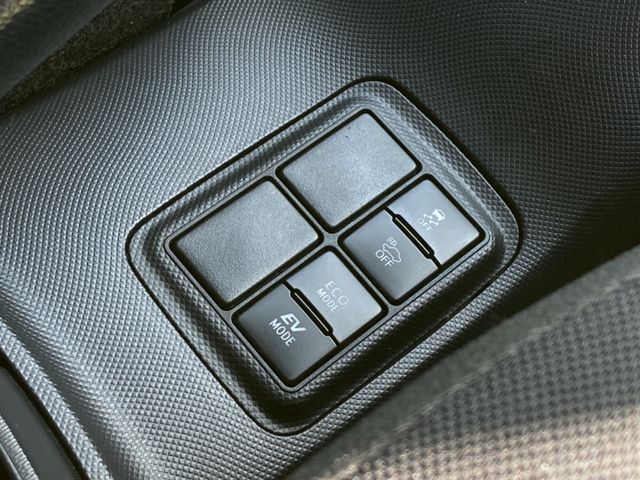 Toyota AQUA 2017-10 2930-10