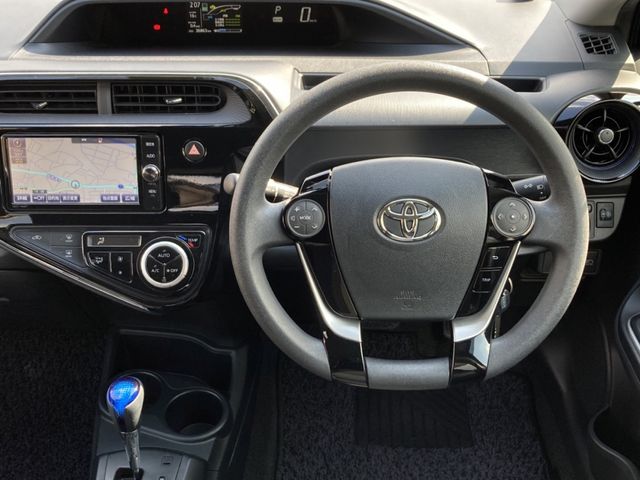Toyota AQUA 2017-10 2930-5