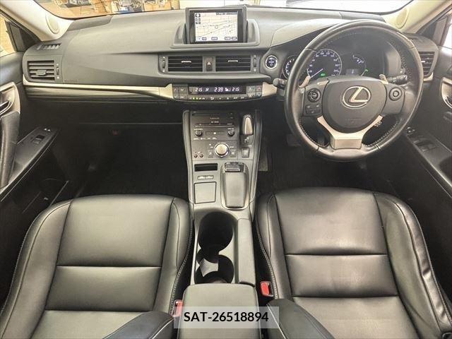 Lexus CT 2016-05 322674-1