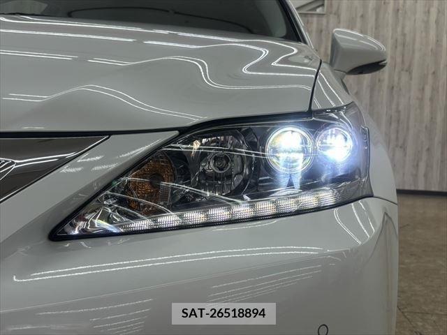 Lexus CT 2016-05 322674-9