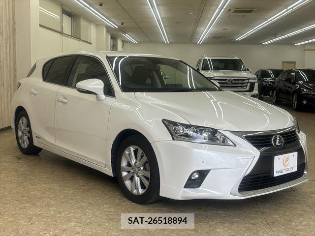 Lexus CT 2016-05 322674-12