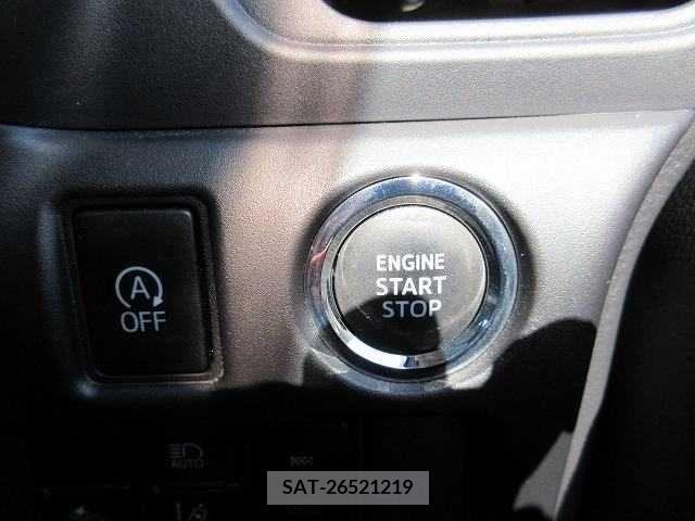 Toyota NOAH 2018-11 279501-6
